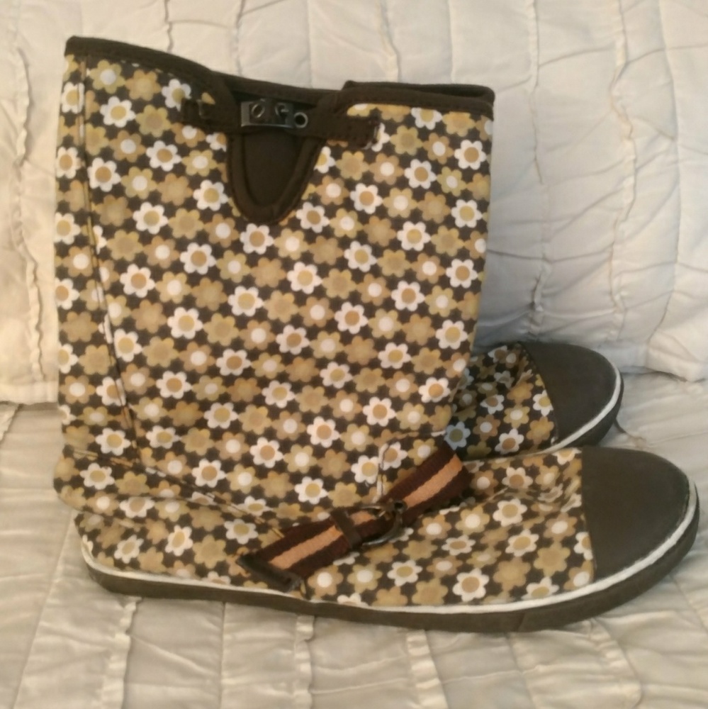 Women's garden boot
